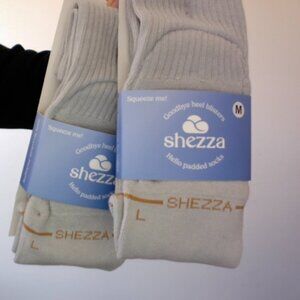 2 pairs of Shezza padded crew socks